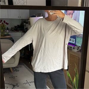 Divided | Size XL | Cream Long Sleeve Tee